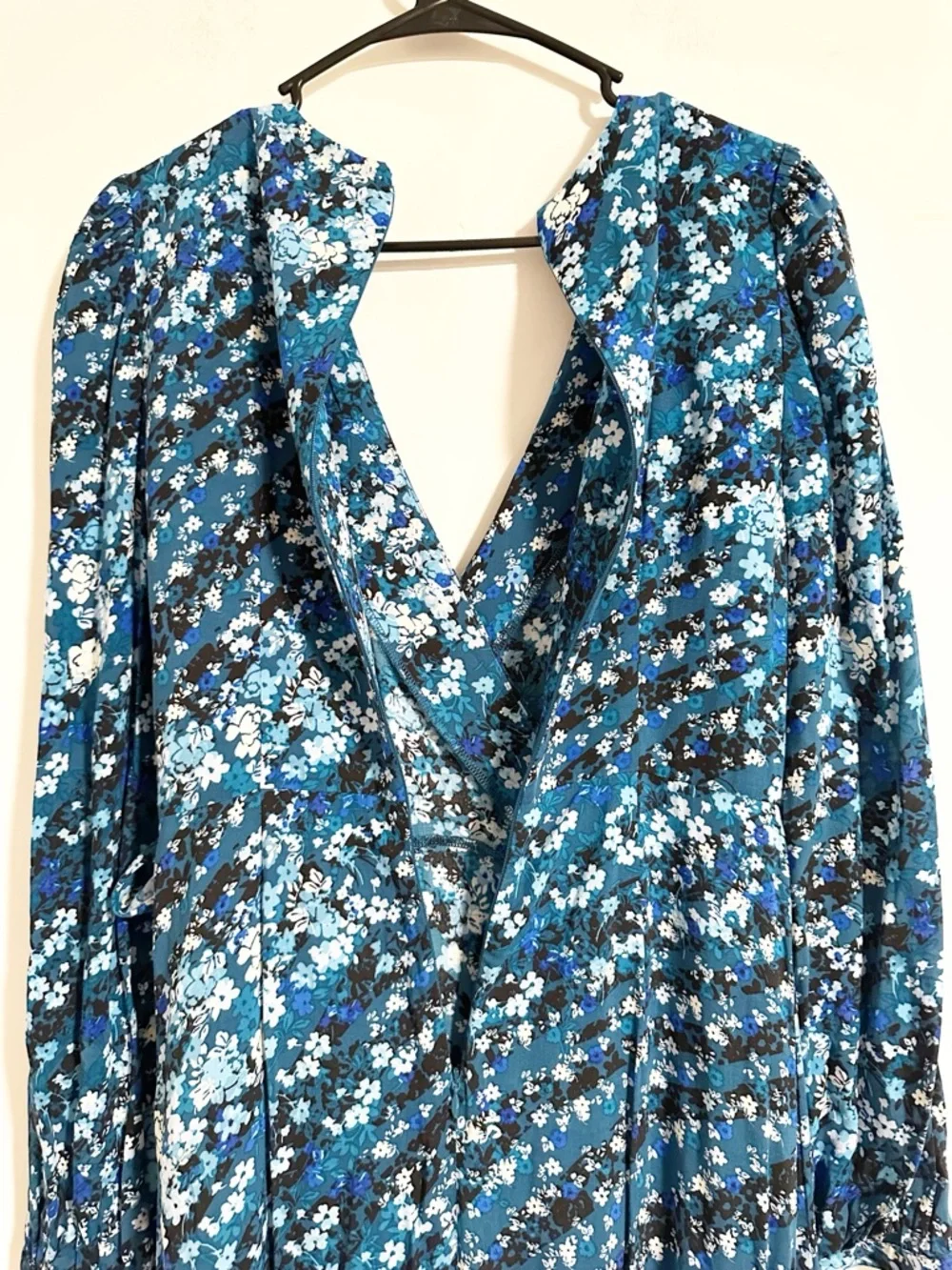 Calvin Klein Blue Floral Faux Wrap Midi Dress Long Sleeve Size 4 - Picture 5 of 7
